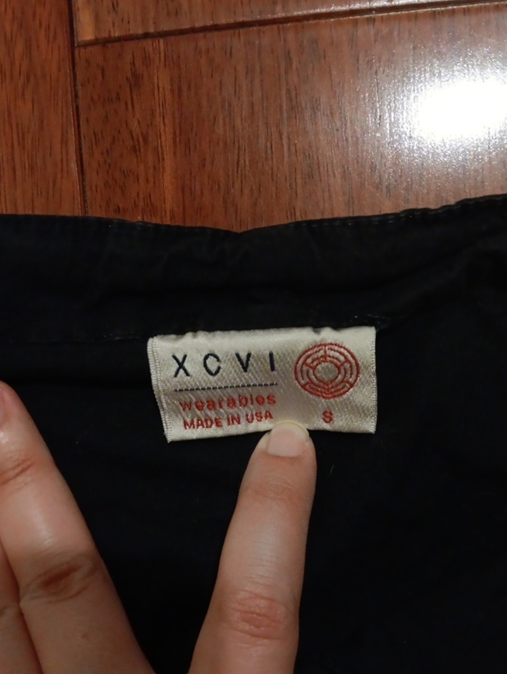Split Side Capris - Picture 4 of 6